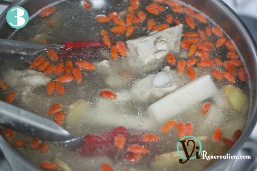 Fresh Chinese Yam with Spareribs Soup Recipe