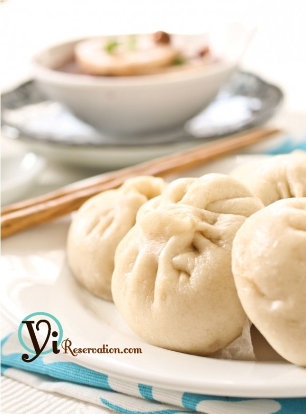 Lotus Root and Peanuts Soup with Pork (蓮藕花生湯)