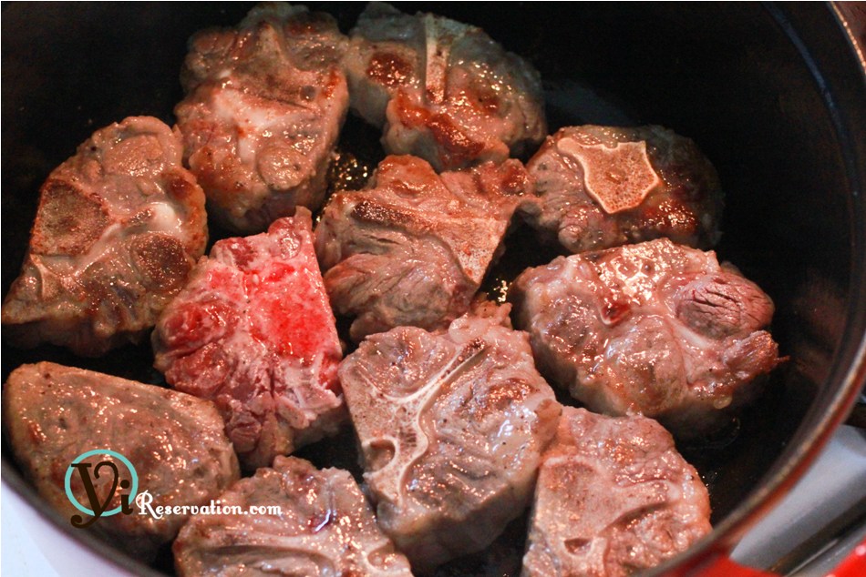 Oxtail at the Dutch Pot