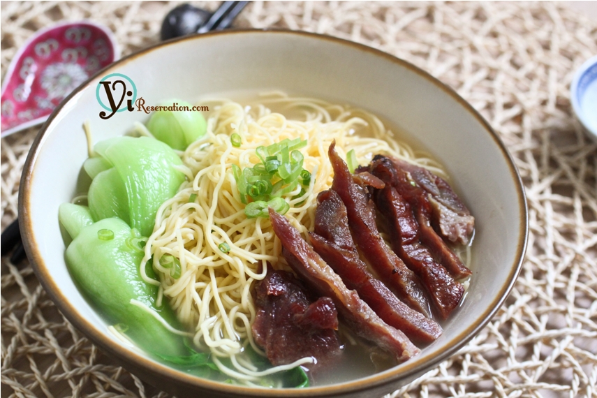 char siu (chinese (barbecued pork) soup noodle