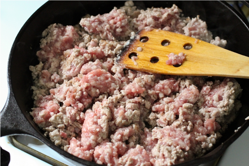 Taiwanese Minced Pork Sauce over Rice (肉燥飯)