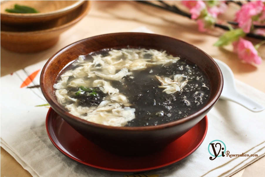 The Seaweed Egg Drop Soup is a classic Chinese soup. 