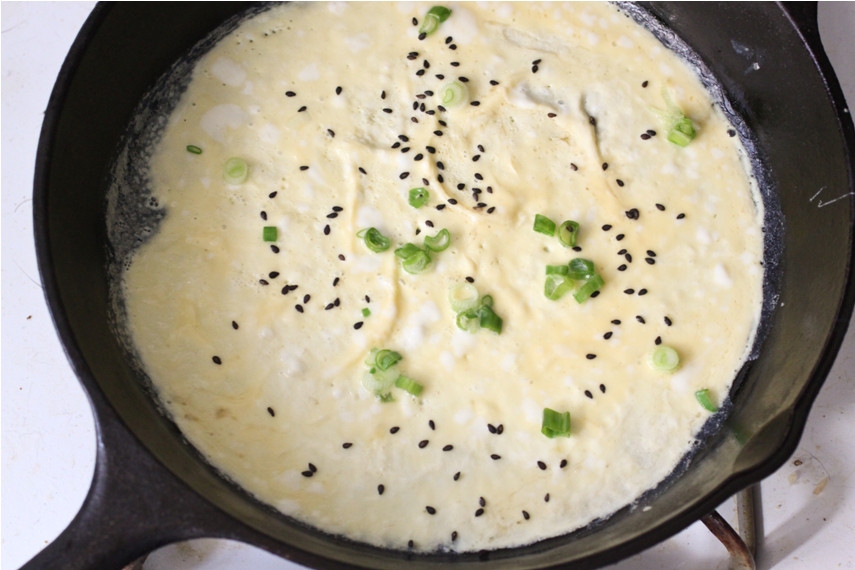 Steamed Chicken Omelette Roll 雞蛋卷