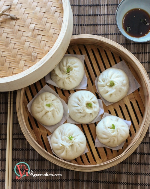 Chinese Steamed Meat Buns (baozi) Recipe 包子