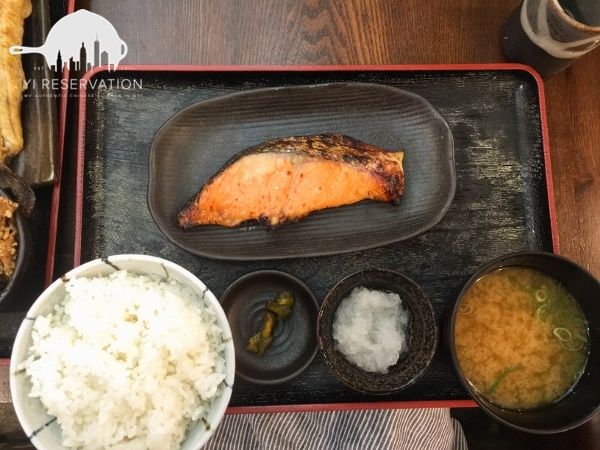 {Travel} Japan Tokyo Uonchushokudou 魚人食堂 Food and travel Tokyo Japan