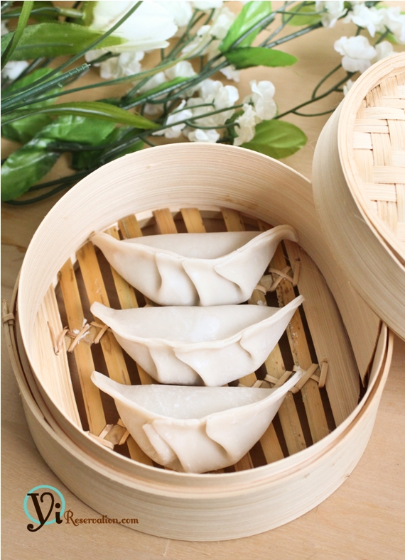 {Recipe} Chinese Chive Dumplings 韭菜餃子