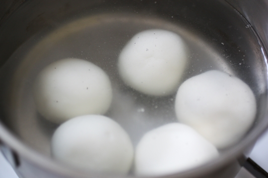 black sesame tang yuan (rice ball) recipe