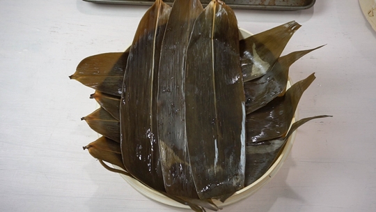 cantonese steamed crab over glutinous (sticky) rice