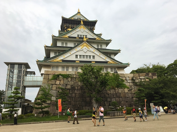 {Travel} Osaka castle Food and travel guide Osaka Japan part 1