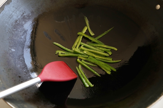 Chinese Stir-Fried Shredded Potatoes 醋溜土豆絲