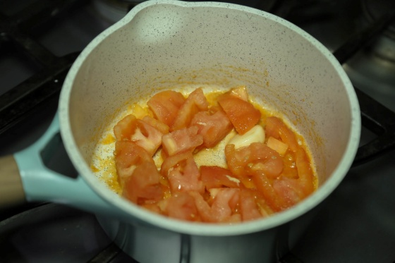 how to make chinese tomato egg noodle step4