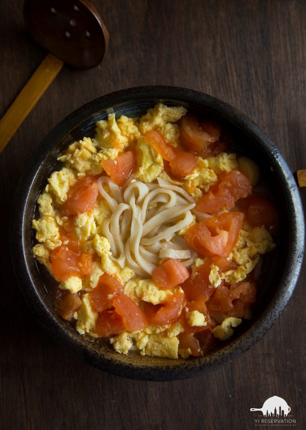 how to make chinese tomato egg soup noodles recipe